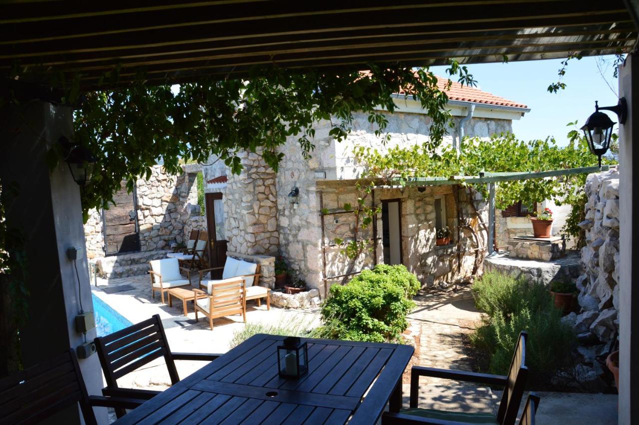 Three Sisters, Absolutely Unique Stone Houses, 200 M From The Beach Rudine (Dobrinj) Exterior foto