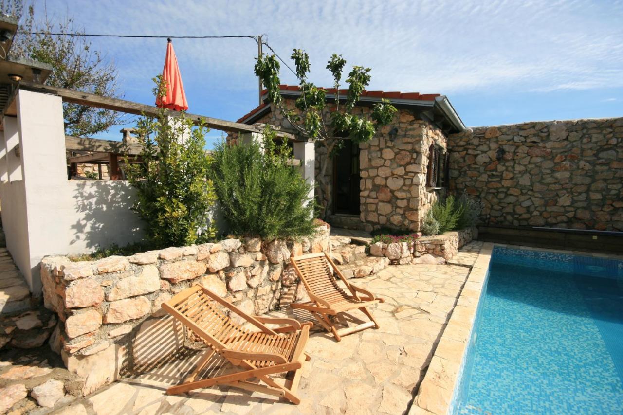 Three Sisters, Absolutely Unique Stone Houses, 200 M From The Beach Rudine (Dobrinj) Exterior foto